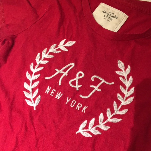 Abercrombie and Fitch t shirt - Picture 1 of 4
